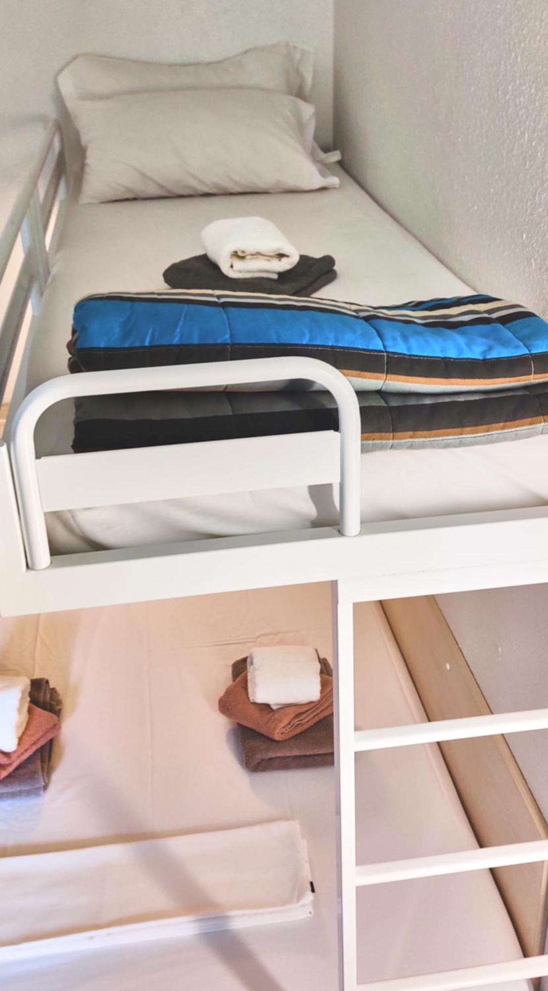 Hotel La Voile Bleue La Richardais Ruang foto